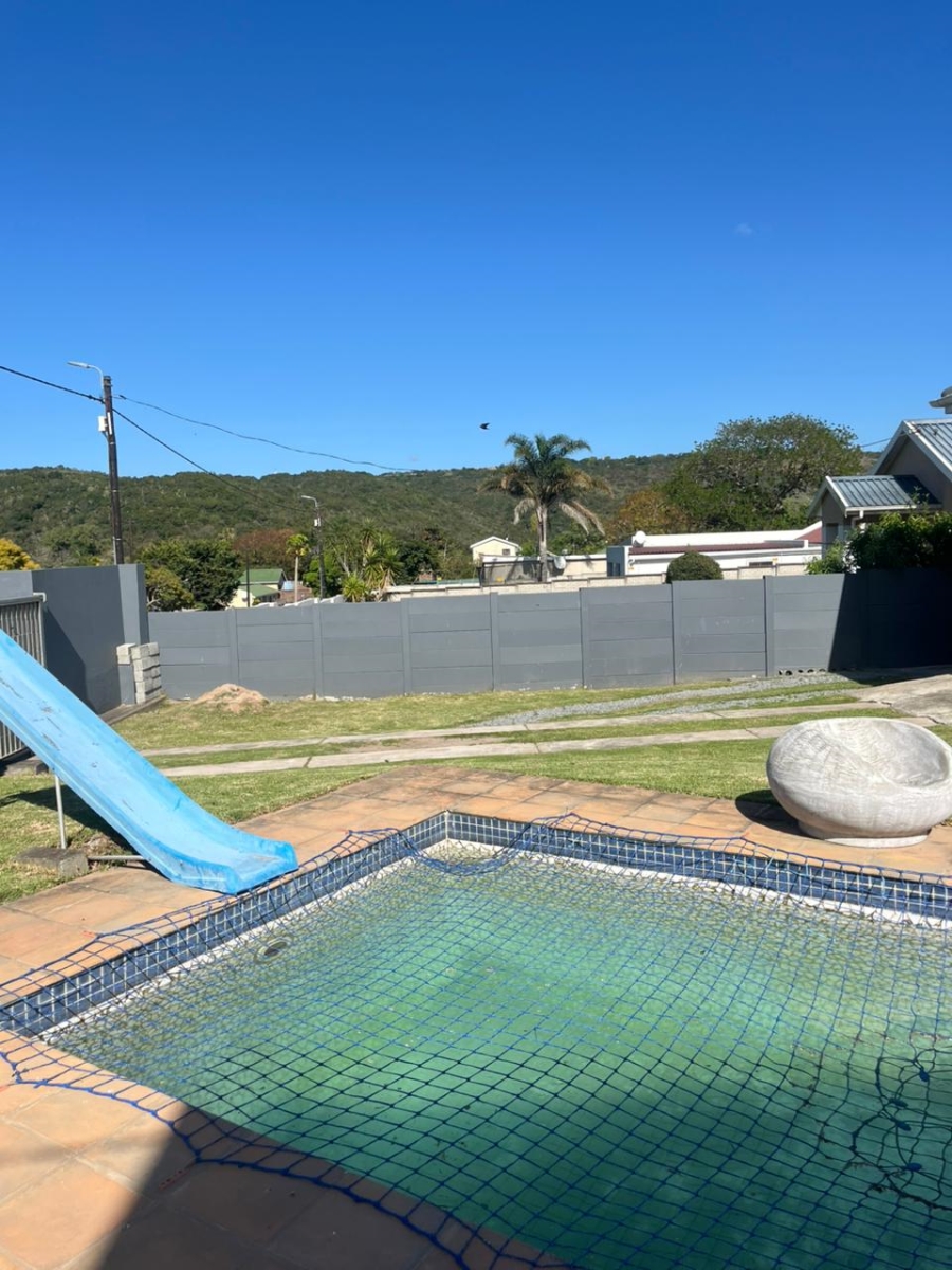 4 Bedroom Property for Sale in Abbotsford Eastern Cape